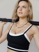 Peto Deportivo Naomi